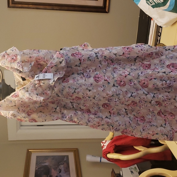 Floral print ruffle wrap maxi dress - Picture 2 of 7